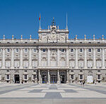 220px-Palacio_Real_de_Madrid_-_13