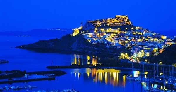 Offerta Capodanno 2018 a Castelsardo Pachetto 3 Giorni 2 Notti Pensione Completa Hotel 3 stelle Cenone Musica 219 €